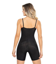 Cargar imagen en el visor de la galería, 1585 Ann Chery Body Control Prehormada Media Pierna