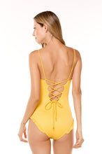 Cargar imagen en el visor de la galería, 9335 Corpo Swimwear Bañador acanalado amarillo
